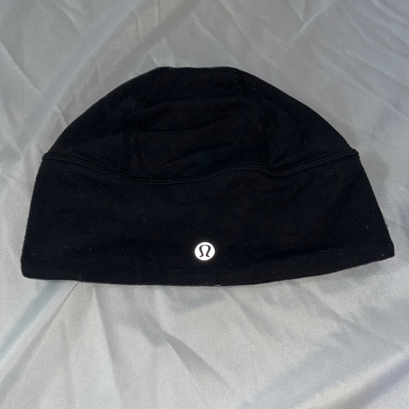🍋LULULEMON🍋 Hat with ponytail hole. - Picture 1 of 2